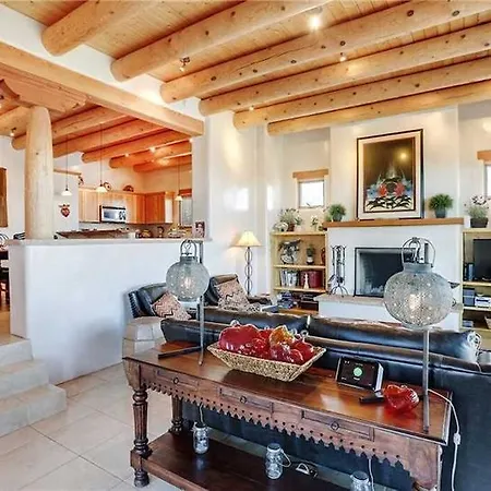 Bishops Corazones Three-bedroom Holiday home *