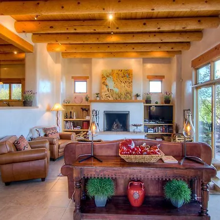 Bishops Corazones Three-bedroom Holiday home