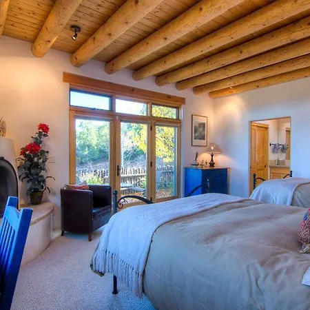 Bishops Corazones Three-bedroom Santa Fe